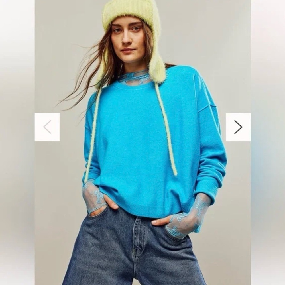 Free‎ People Luna Pullover Sweater Women's Medium Water World Blue Slouchy NWT